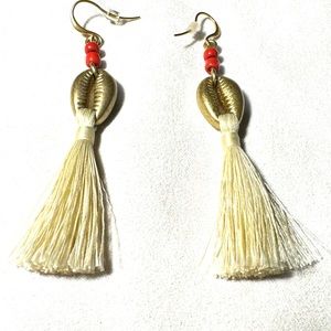 India Hicks Wild Grass earrings